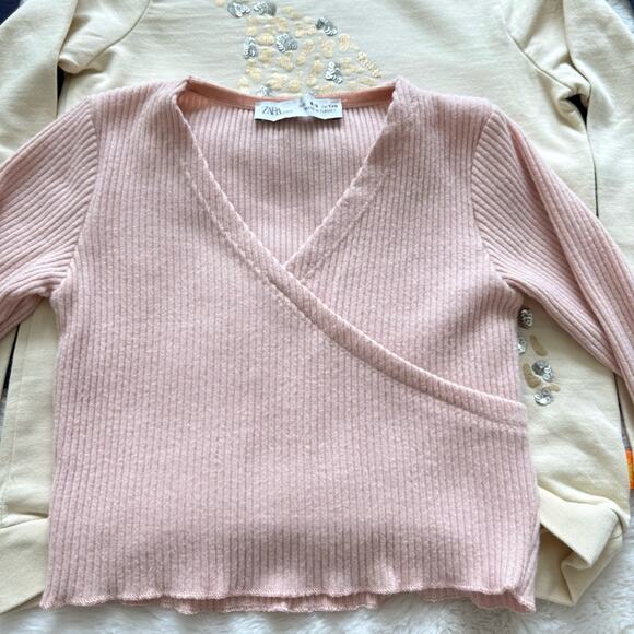 Bundle of girls long sleeve top size 7/8 years - Picture 3 of 10